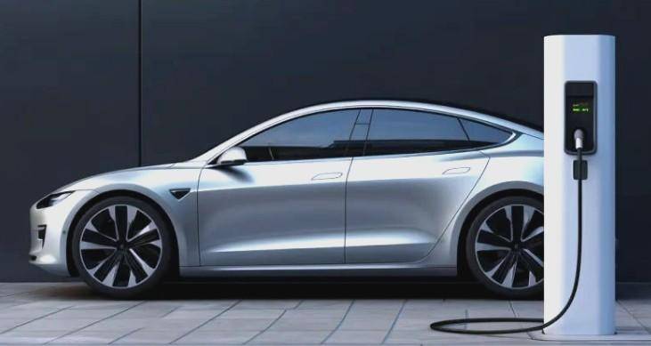 2025我国机动车保有量达469亿 驾驶人近56亿 均居全球