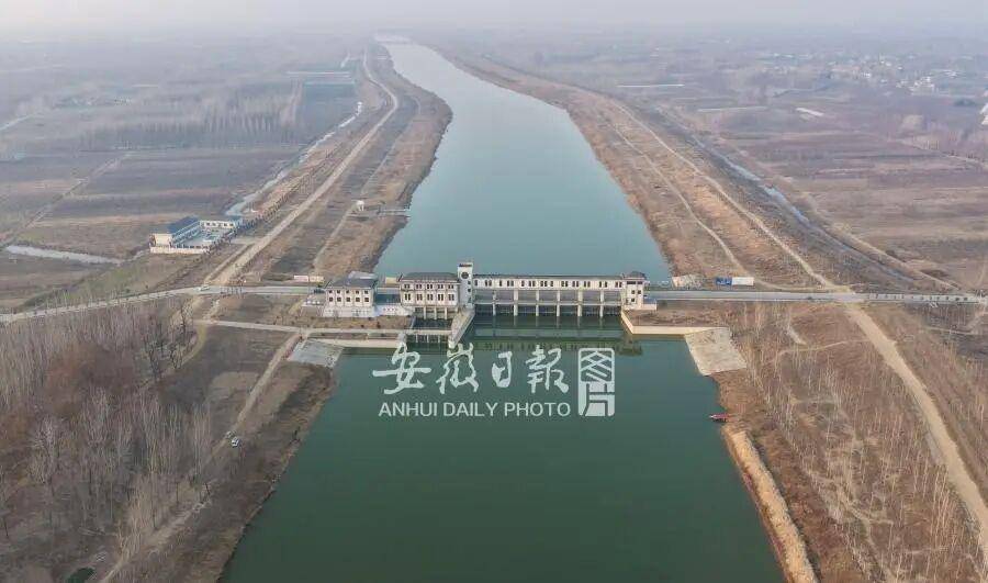 江淮观察10年投资超千亿：安徽皖北3000多万人实现喝水“平